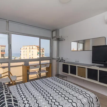 Sunstay Petit Apartment *